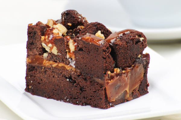 Браун Рок Слайд с карамелью и орехами